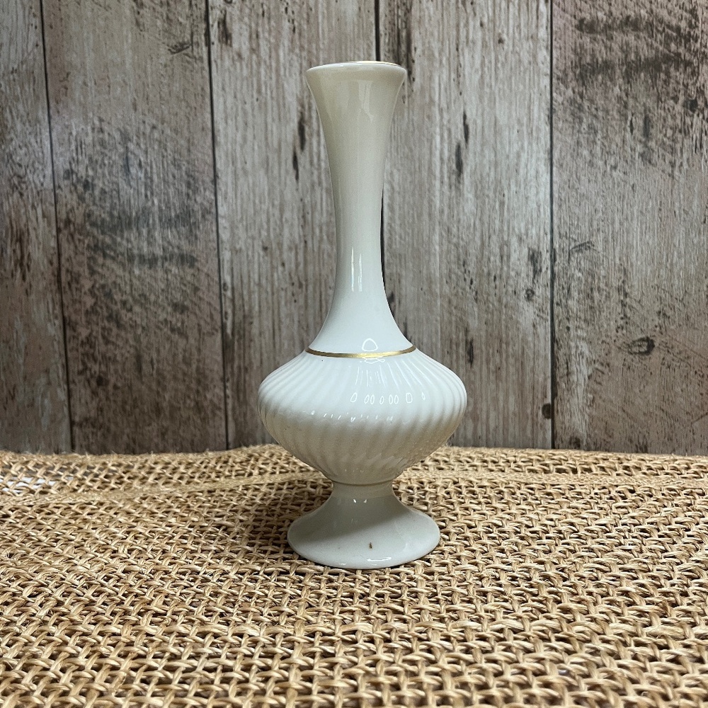 Lenox Bud Vase Ivory Porcelain 24k Gold Trim Made in USA Vintage 7"